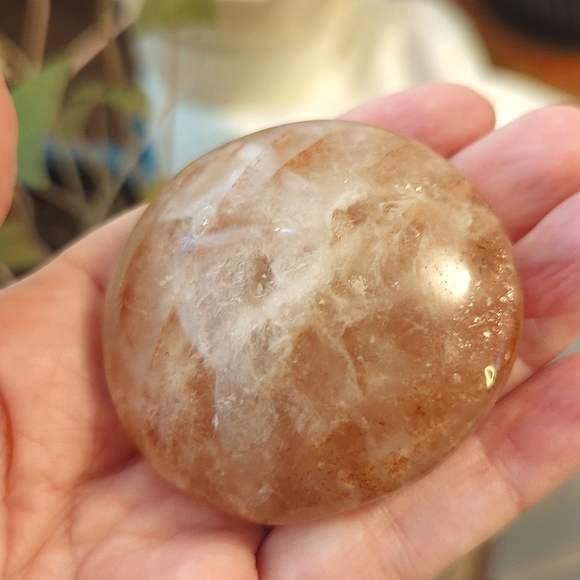 Sparkly Hematoid Fire Quartz Palm Stone - Picture 5 of 9